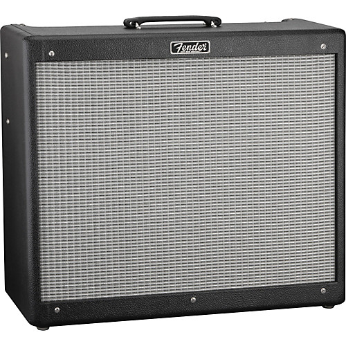 FENDER DEVILLE 2X12 AMP