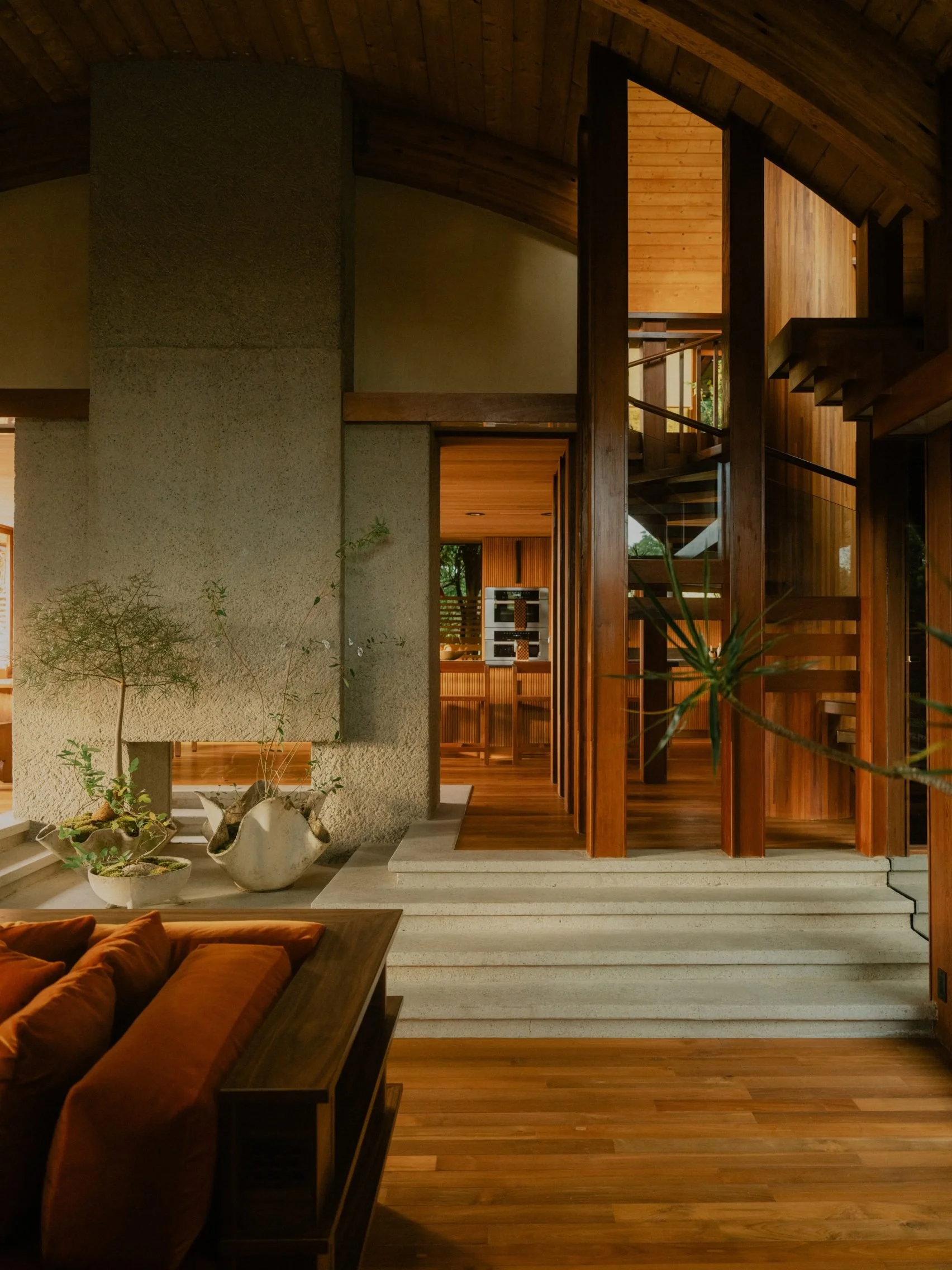 encinitas-residence_unfold-projects_dezeen_2364_col_13-1704x2272.jpg