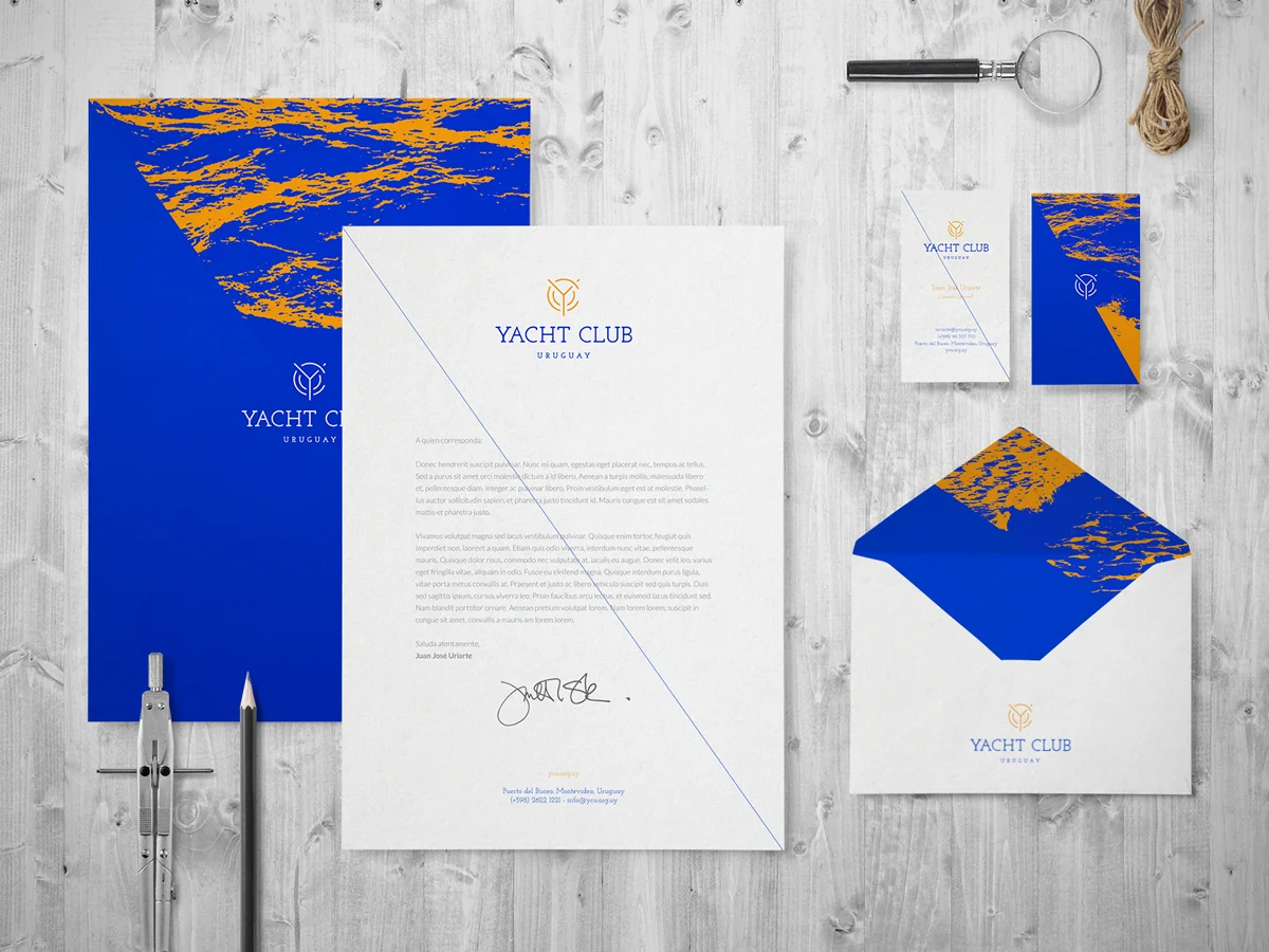 Yacht-Club_Stationary_Top-View_01.jpg