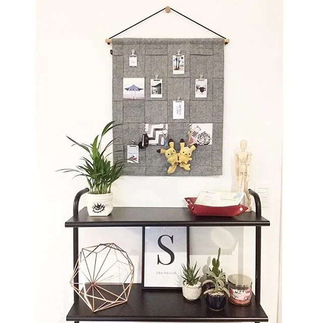 Good looking and functional. That's a great entryway to come home to. 📷@brocosplace
#umbra #regram #myumbra #entryway #entrywaydecor #decorinspo #decor