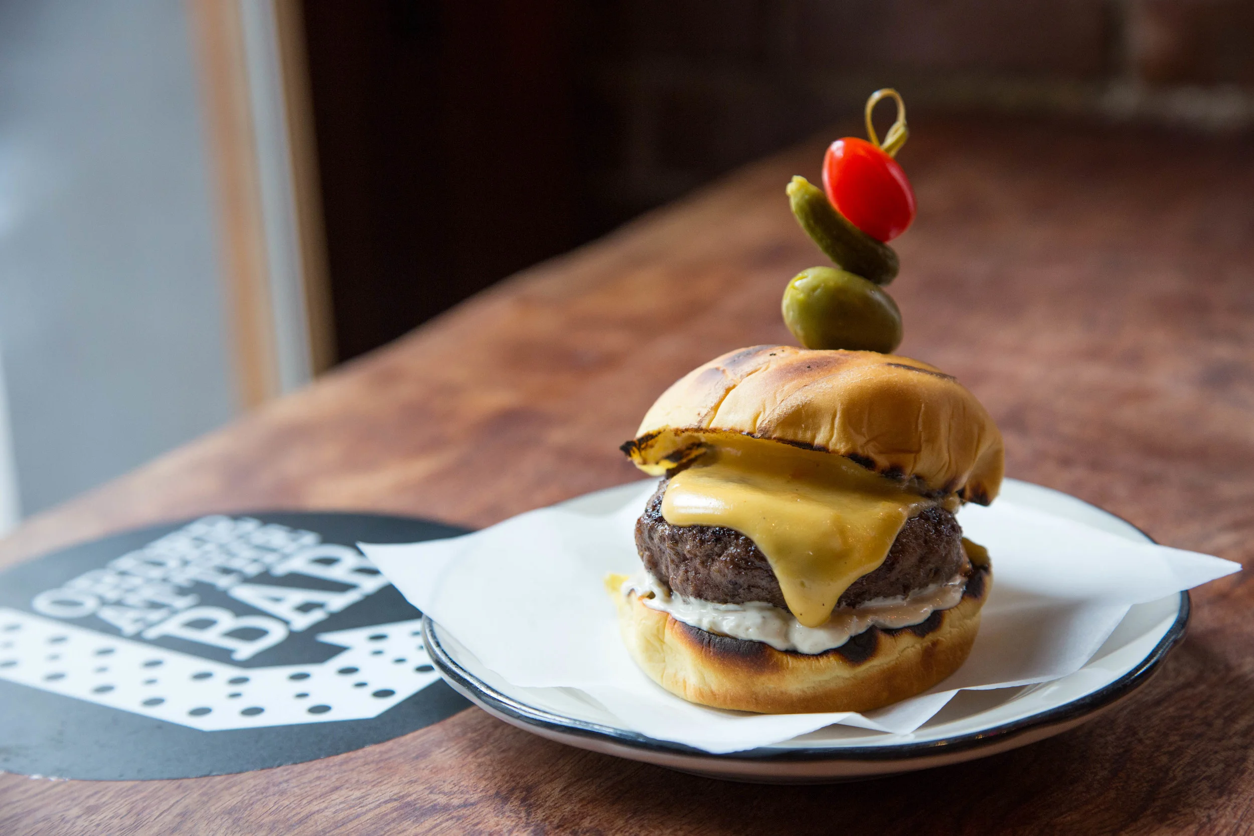 Burger - E's Bar.jpg