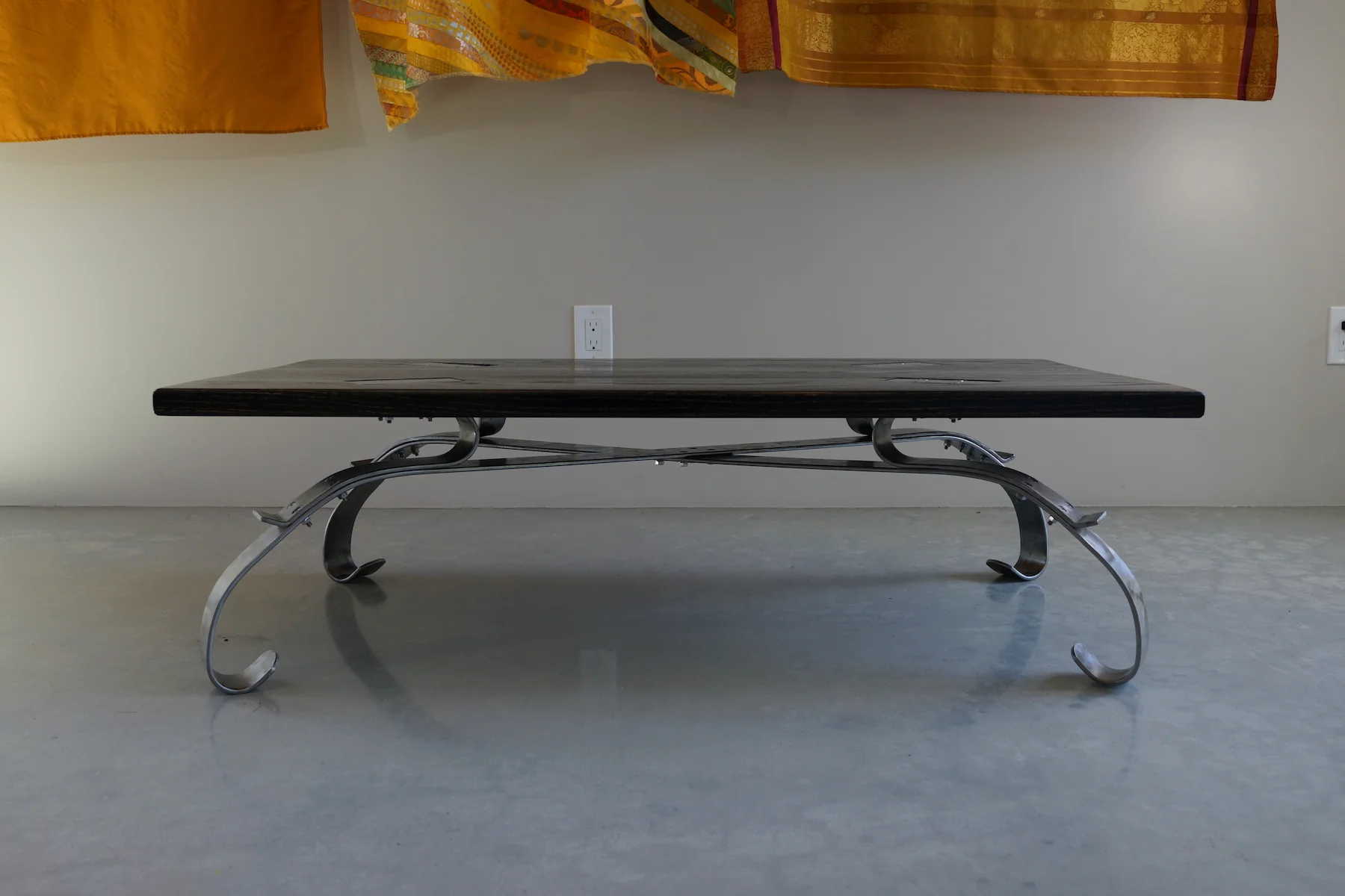 00table sideview.JPG
