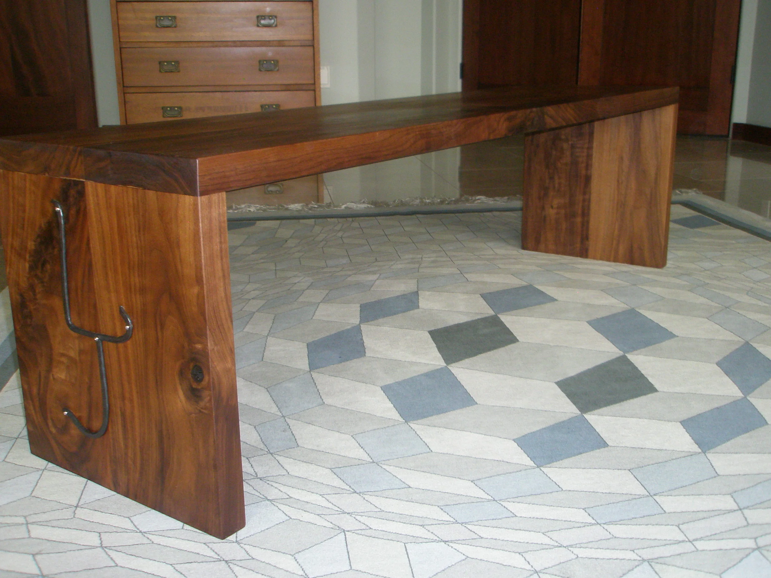 benchLJ.JPG