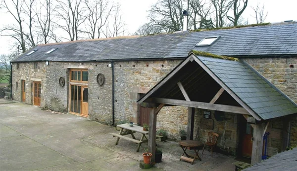 600600p9147EDNmainSlack-House-Farm.jpg