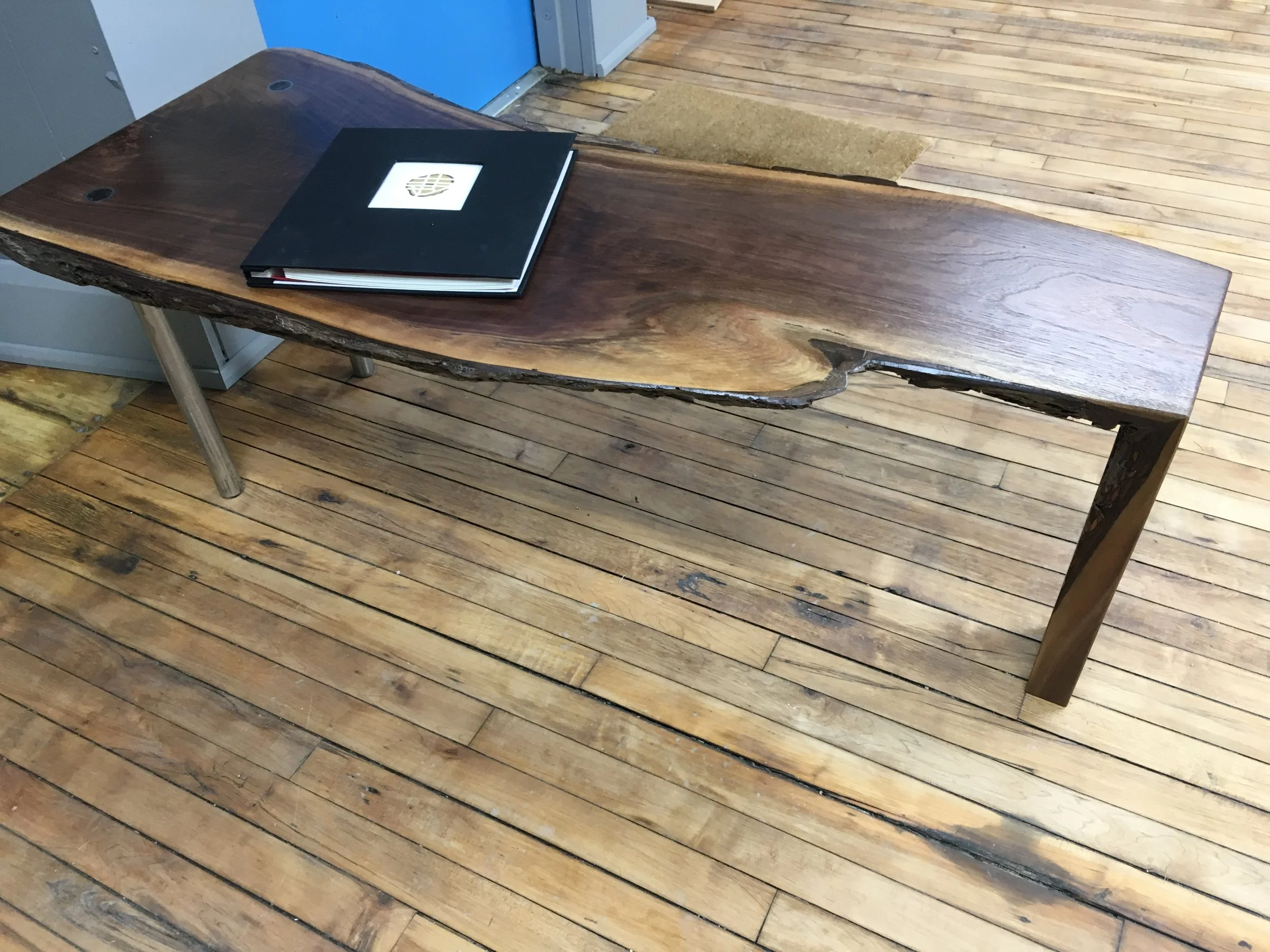 Live edge.JPG