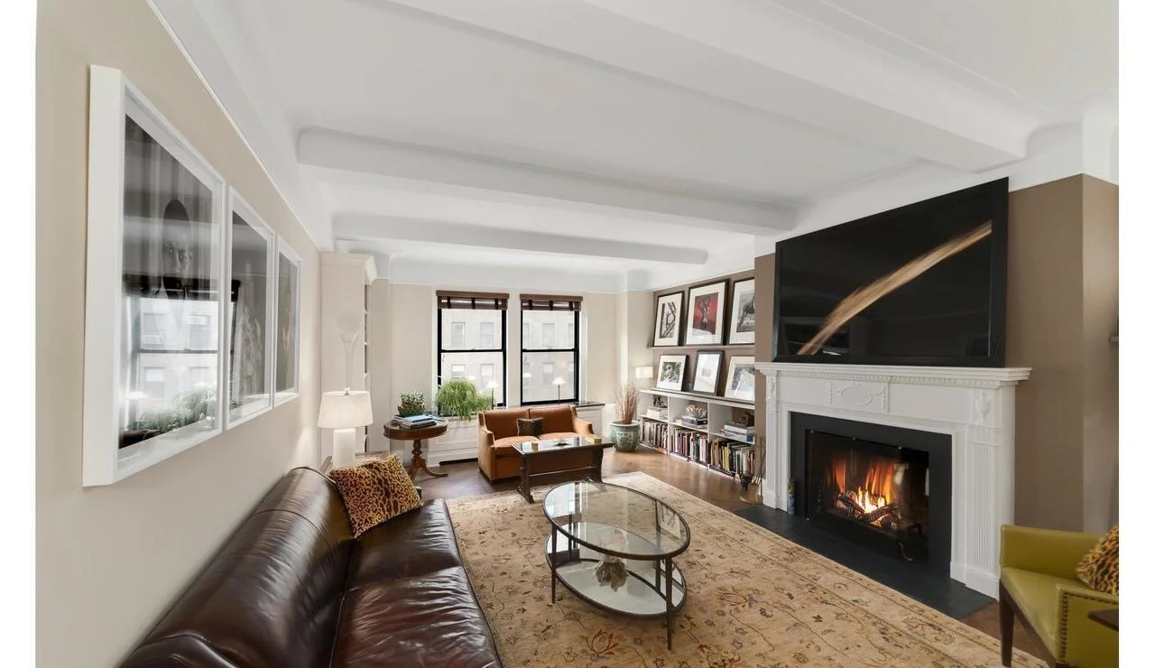 The Living Room - Before