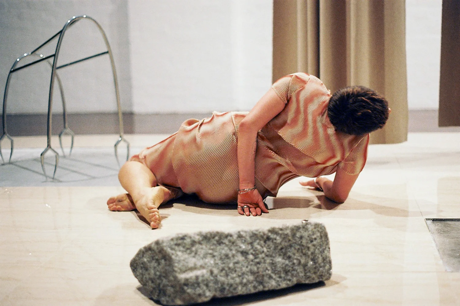  IchikawaEdward,  not to hide our stench,  2018, performance, dimensions variable, 60:00min. Photograph: Ichikawa Lee 