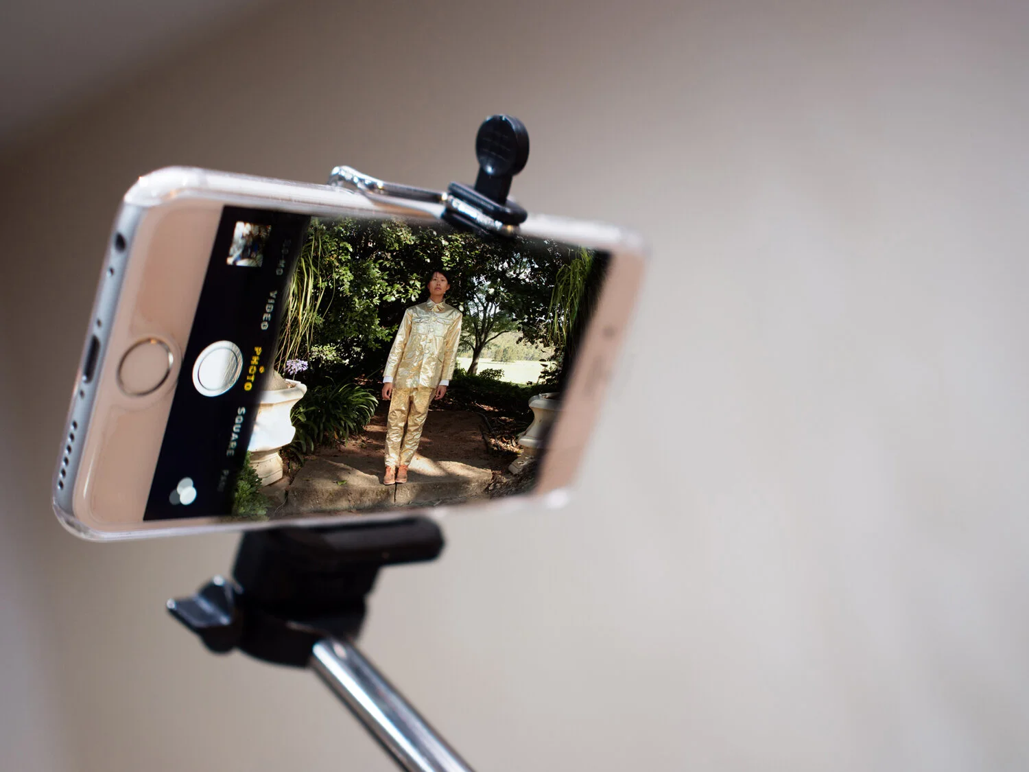   Eugenia Lim,   Windows , 2016, detail from HD video, silent, 2:55 min. Courtesy the artist. 