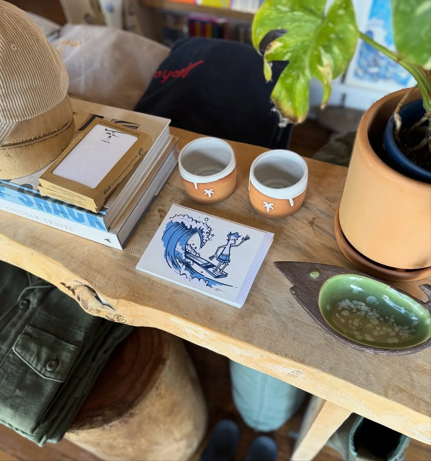 Welcoming @seversonoriginals to the lineup!

Severson Originals is focused on showcasing the Severson family artwork on products you love to wear. Inspired from their history and heritage in surf culture and passion for putting brush to canvas, ink t