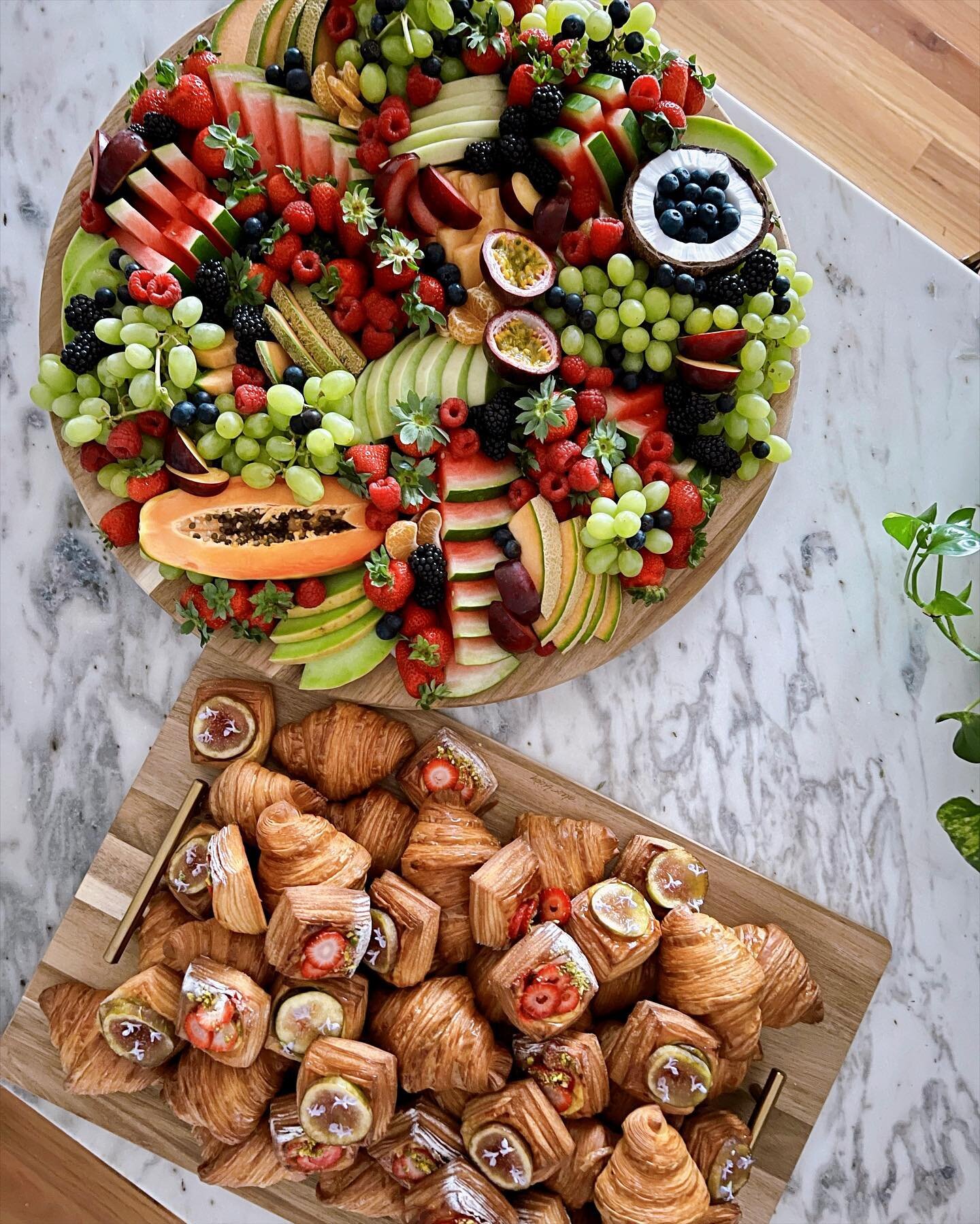 Fruit &amp; Pastry platters for @antherspirits last week 🍸 #platterco