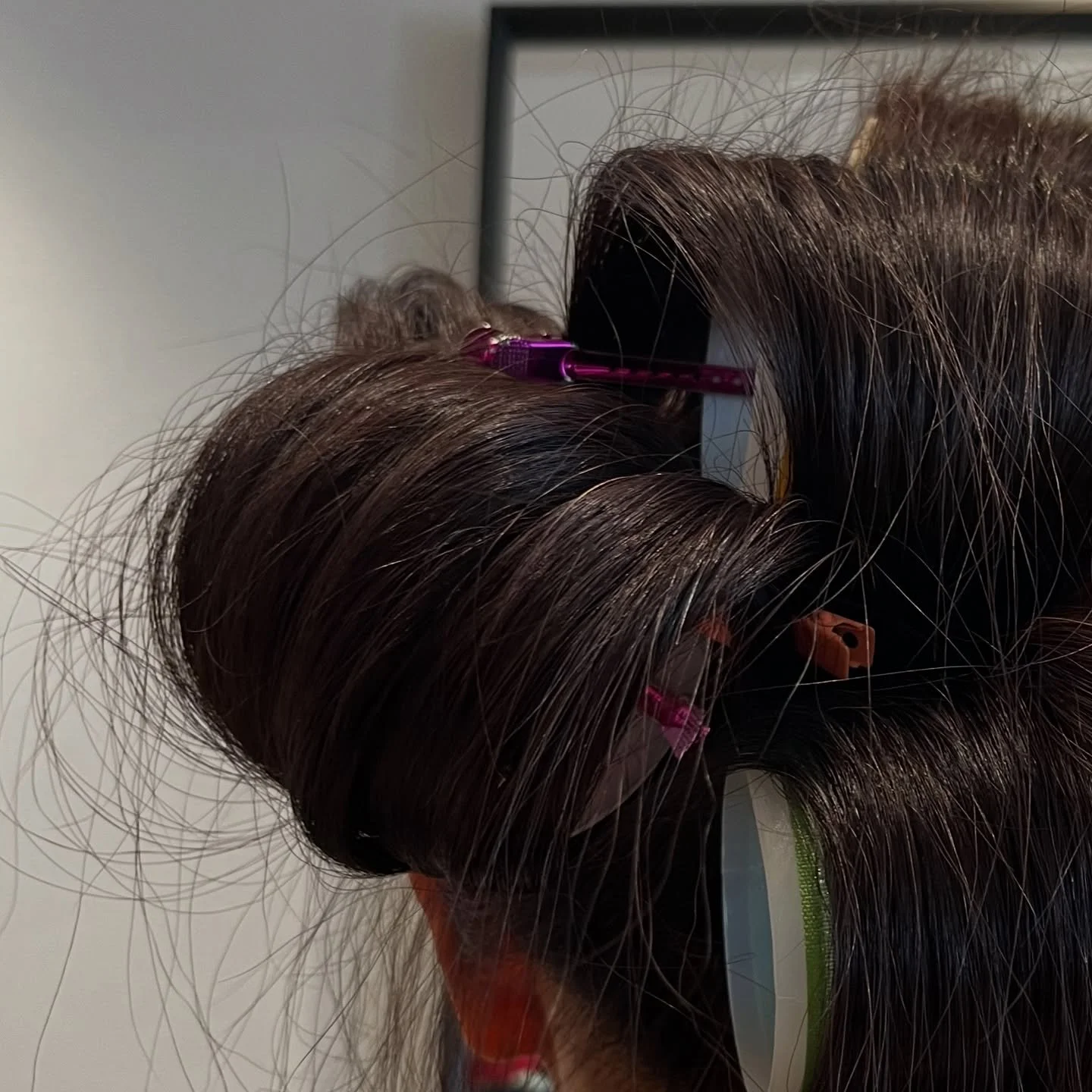 Nothing better than a fresh blowout 💅🏻
.
.
.
.
.
.
.
.
.
.
#upstyle #upstyles #upstylespecialist balayage #balayagehighlights #balayagehair #balayagespecialist #highlights #blondehighlights #highlightshair #haircolor #hairdressermagic  #hairdresser