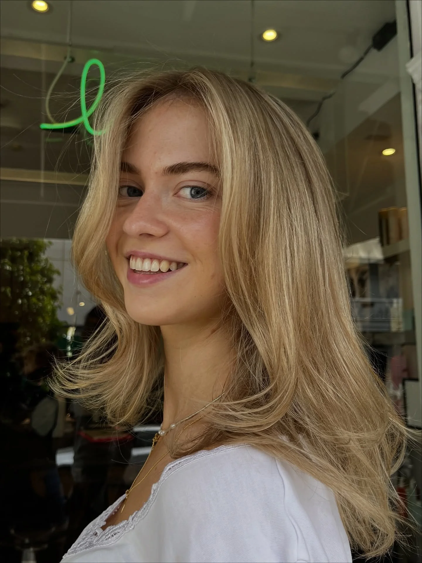 Natural blonde but amplified 💛 
.
.
.
.
.
.
.
.
#balayage #balayageombre #balayagehighlights #balayagehair #balayagespecialist #highlights #blondehighlights #highlightshair #naturalhighlights #caramelhighlights #haircolor #hairdressermagic  #hairdre