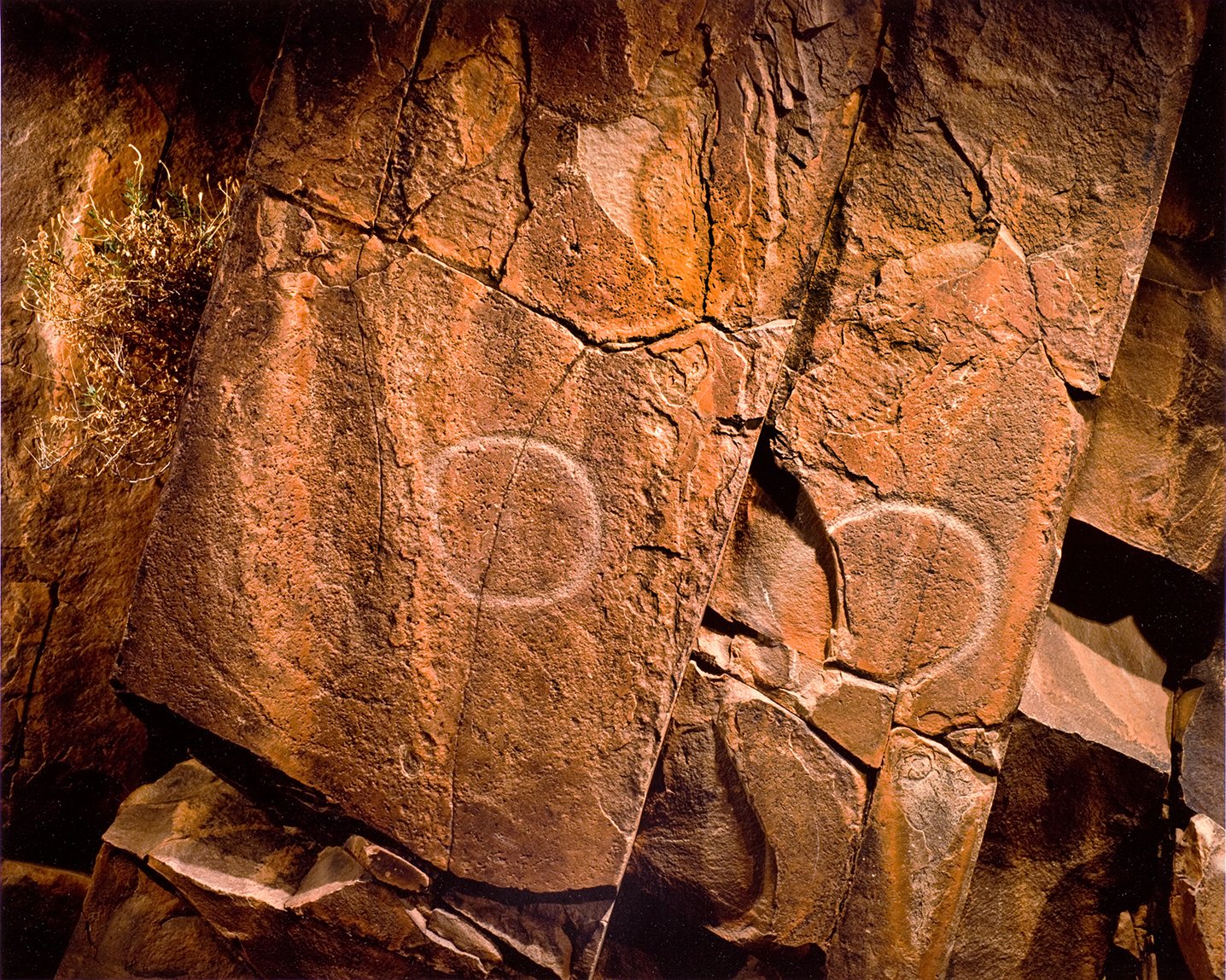    Land of Time  gallery    Ancient Aboriginal Engravings  1981  (Potentially 20-30,000 years  old, Sacred Canyon, Flinders  Ranges, South Australia) Print size variable  