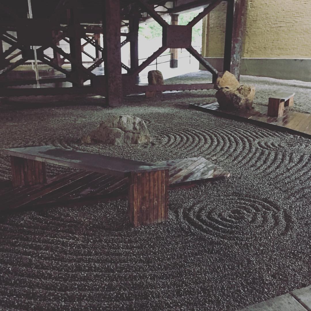 Rock/Zen garden at the corner of Pike and Russell streets