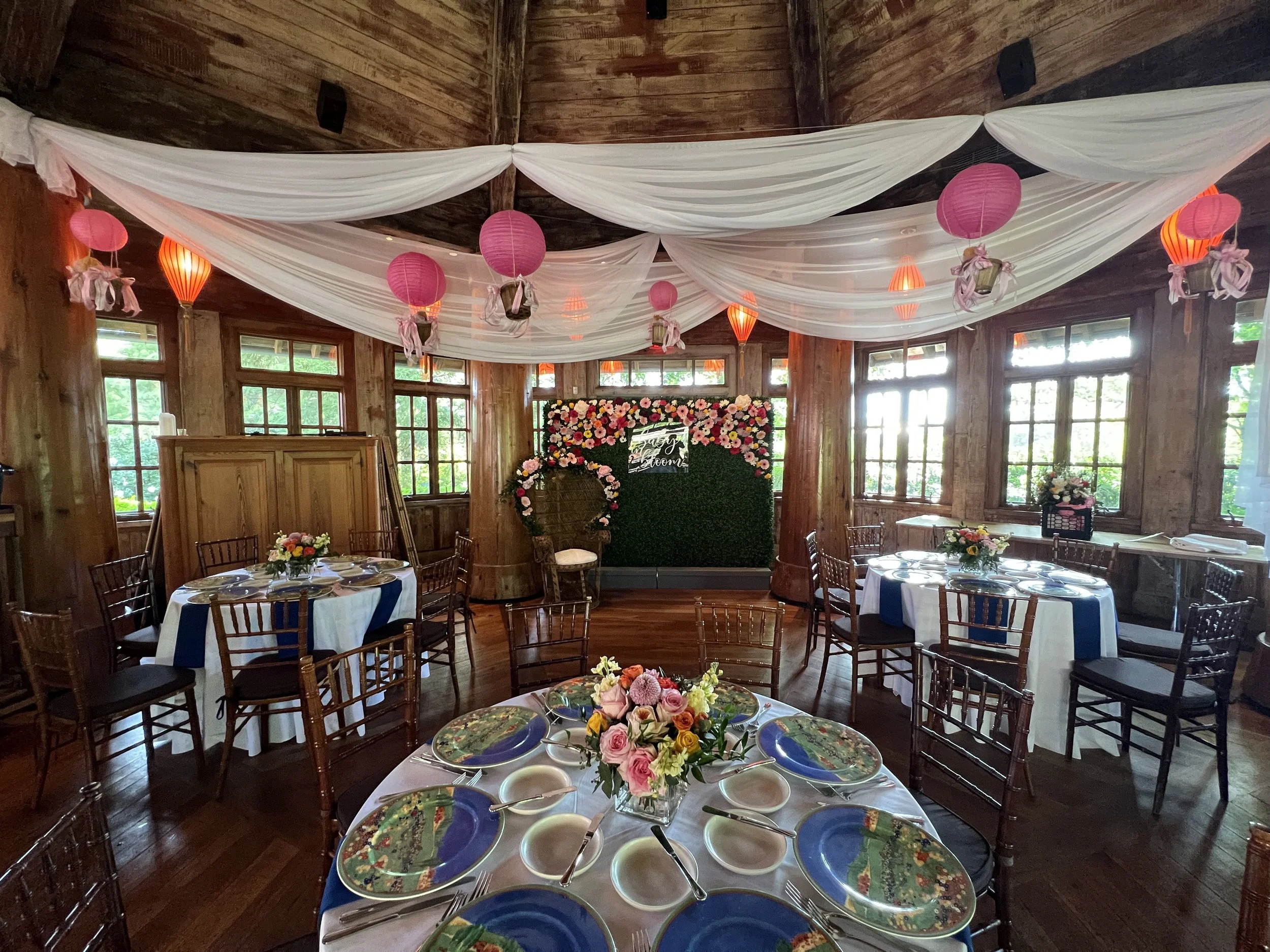 Baby in Bloom at Rat's Restaurant