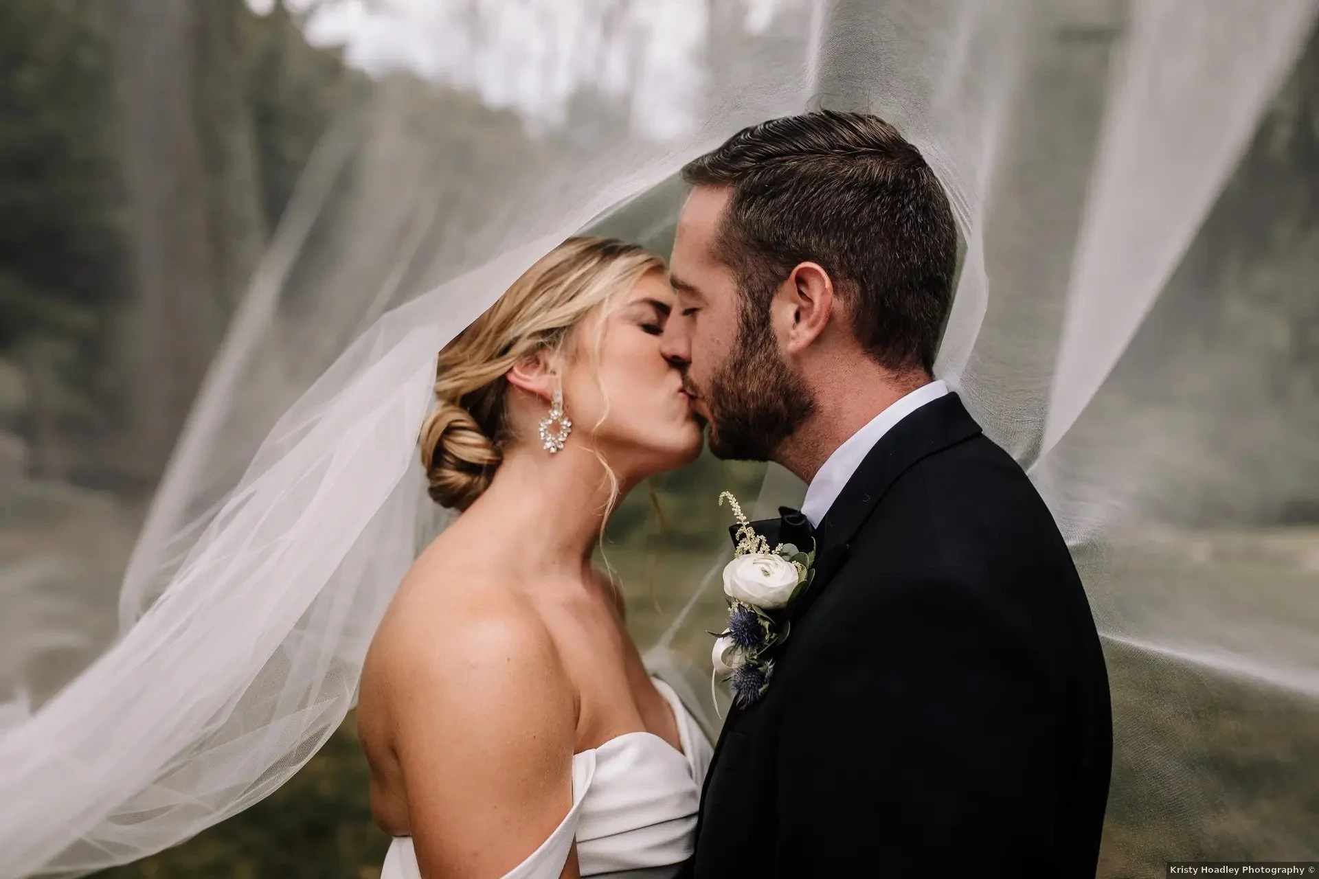 July Wedding at Appleford Estate