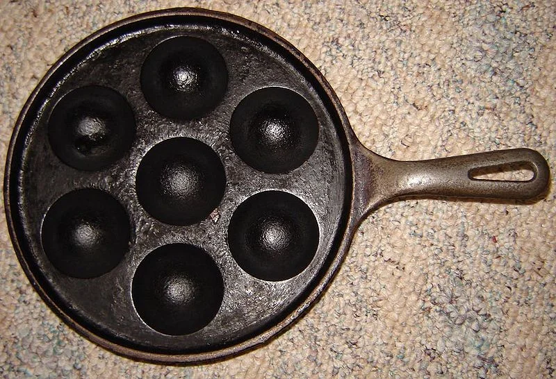 800px-AebleskiverFront.jpg