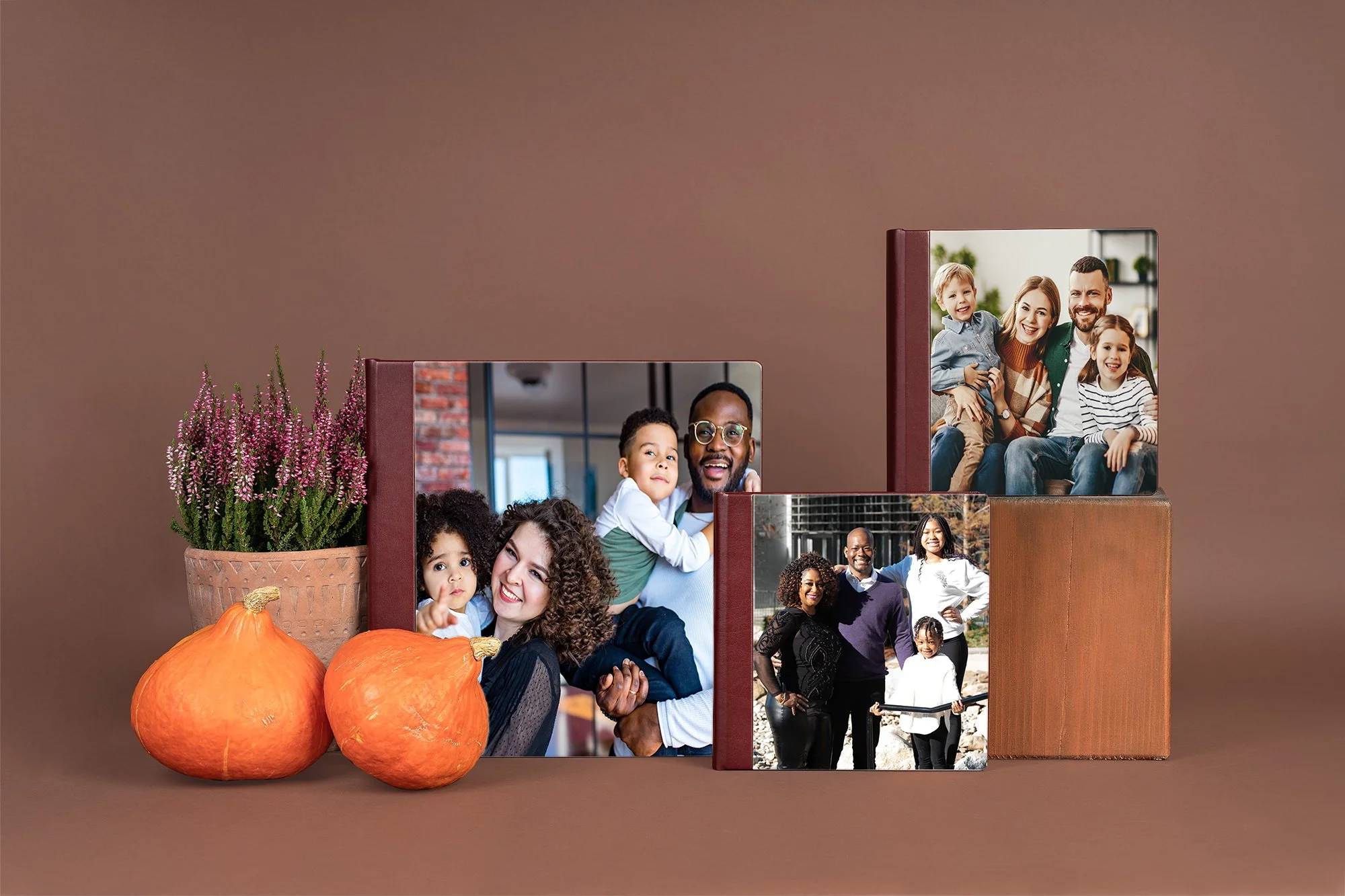 FAMILY MOCKUP1 EN - Ver1.jpg