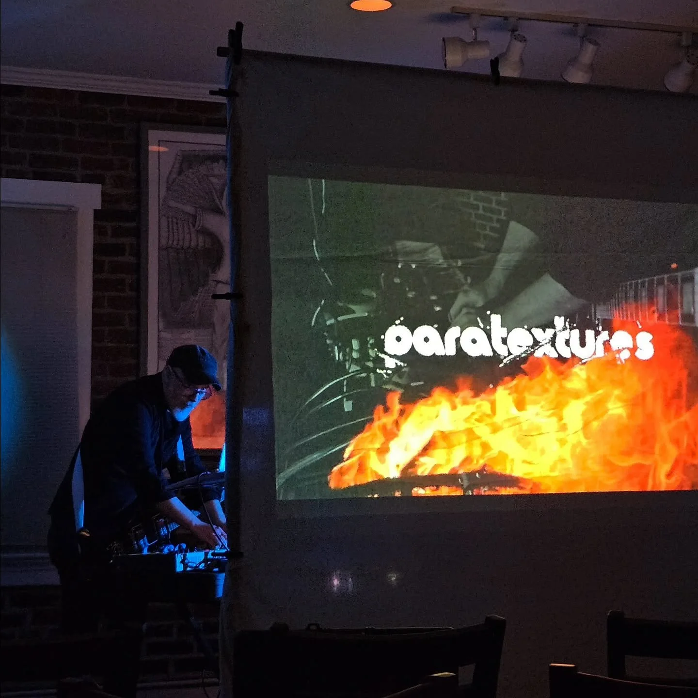 Paratextures live at the Lodge of the Fisherman 10/4/25

📸 @bunnycaper