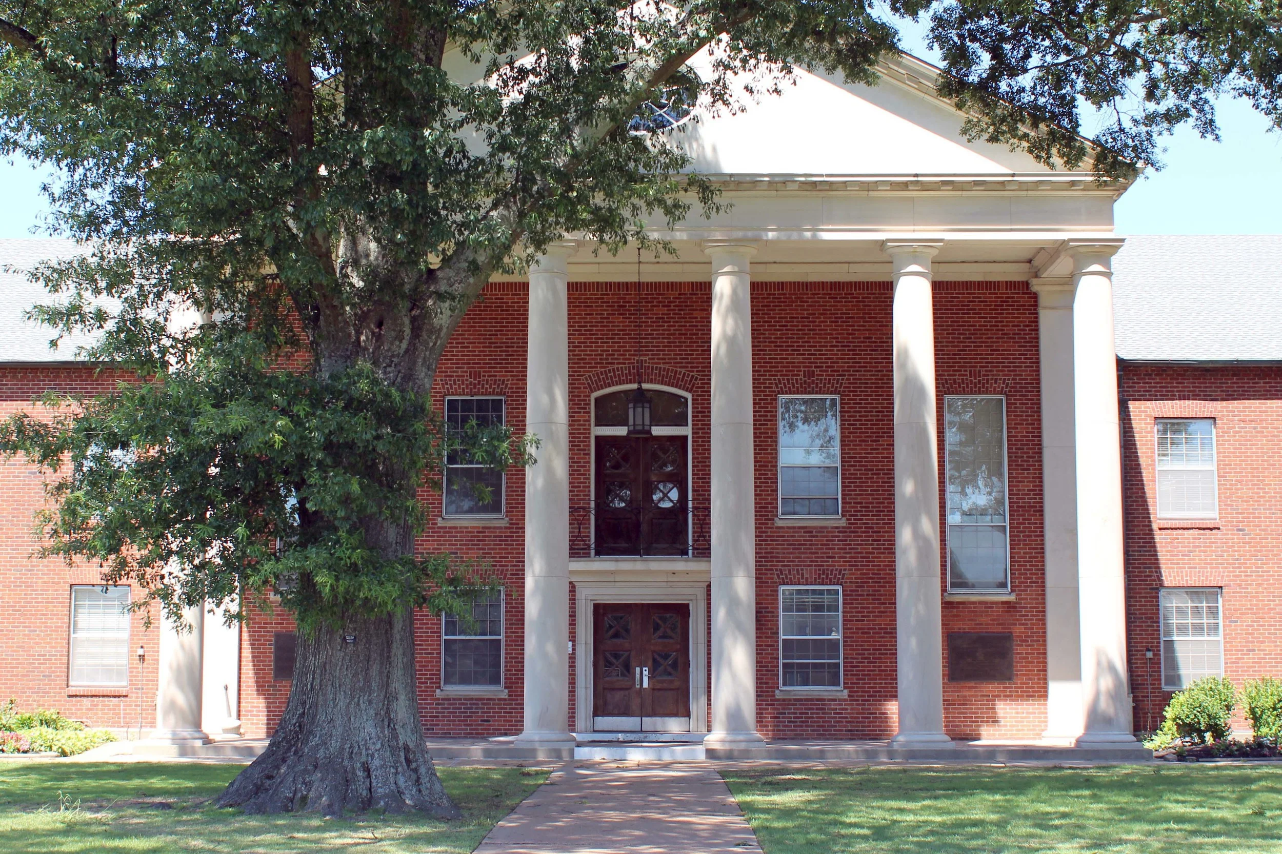 DeSoto County Courthouse, Hernando, MS