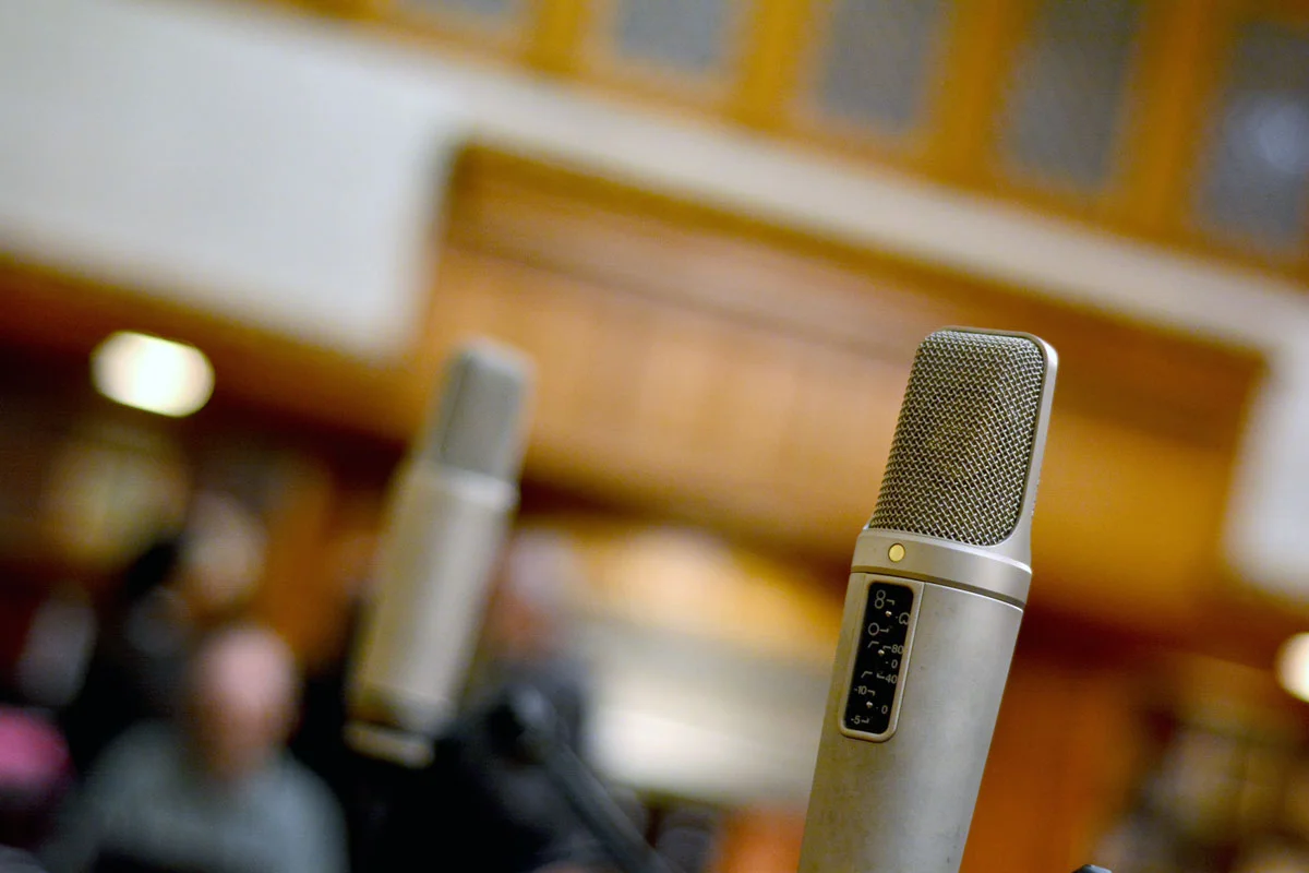 DSC_5100-mic-web.jpg