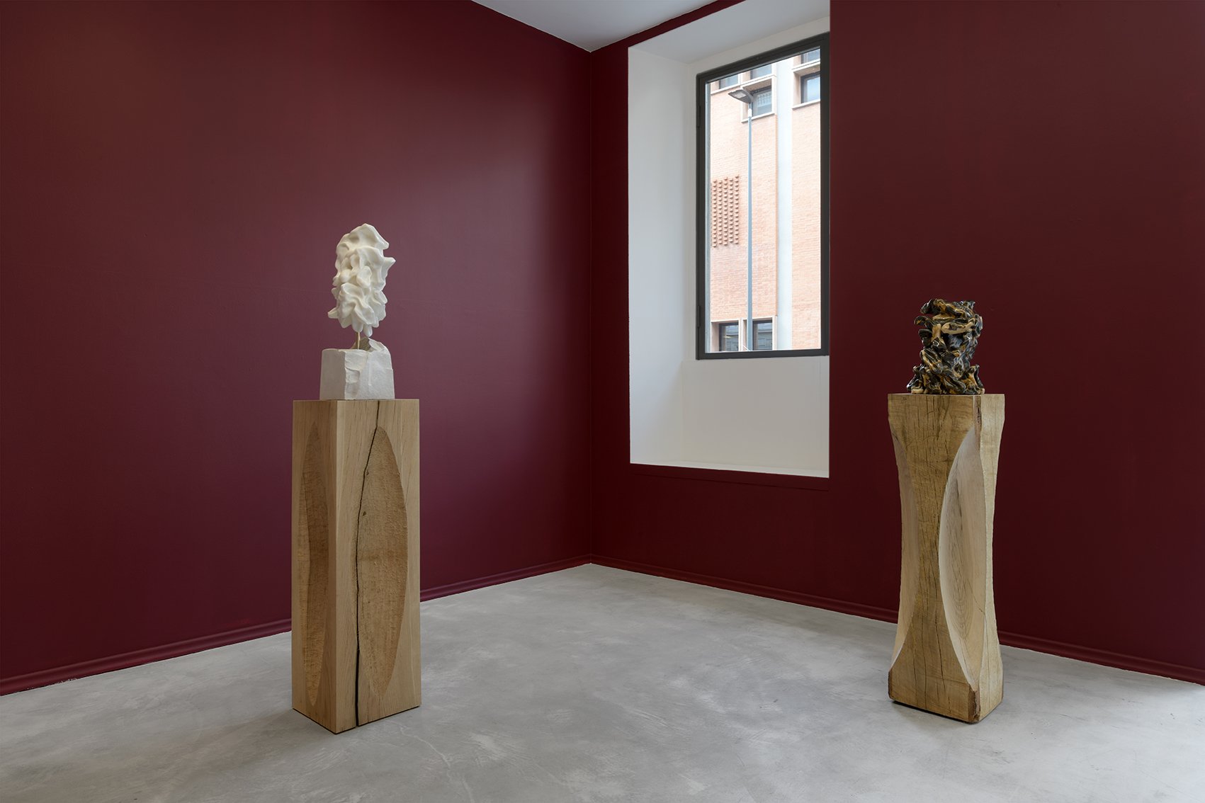 Exhibition view, Daniel Crews-Chubb and Kevin Francis Gray, 2022, Eduardo Secci Milano, Photo The Knack Studio, Courtesy the artists and Eduardo Secci, Florence, Milan_3.jpg