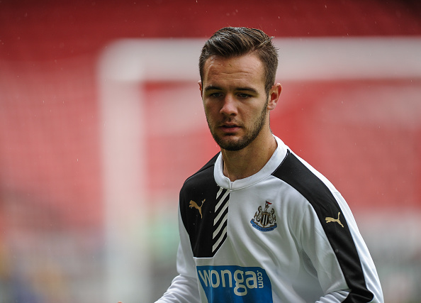 SHEFFIELD, ENGLAND - JULY 26: Adam Armstrong of Newcastle warms up during the Pre Season Friendly between Sheffield United and Newcastle United at Bramall Lane on July 26, 2015, in Sheffield, England. (Photo by Serena Taylor/Newcastle United via Getty Images)