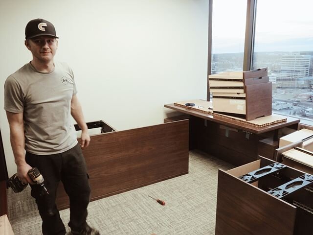 Just another day in the life of our install crew 💪⁠ ⁠
⁠
⁠
⁠
#design #interiors #office #officedesign #custom #alaskalocal #alaskabusiness #workspace #workspacedesign #officesnapshots #installcrew #meetourteam #commericaldesign #lovewhereyouwork⁠