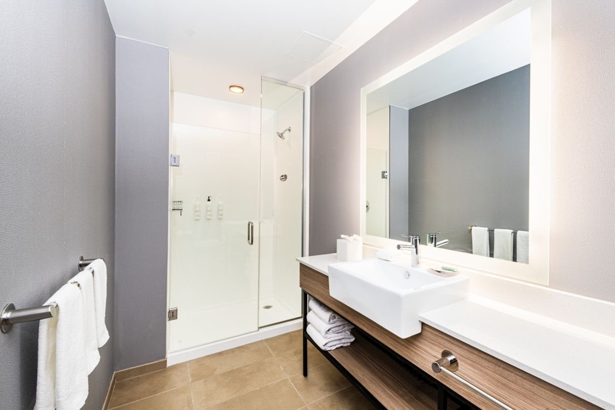 Springhill Suites shower surround shower pan shower door vanity countertop 8.2023.jpeg