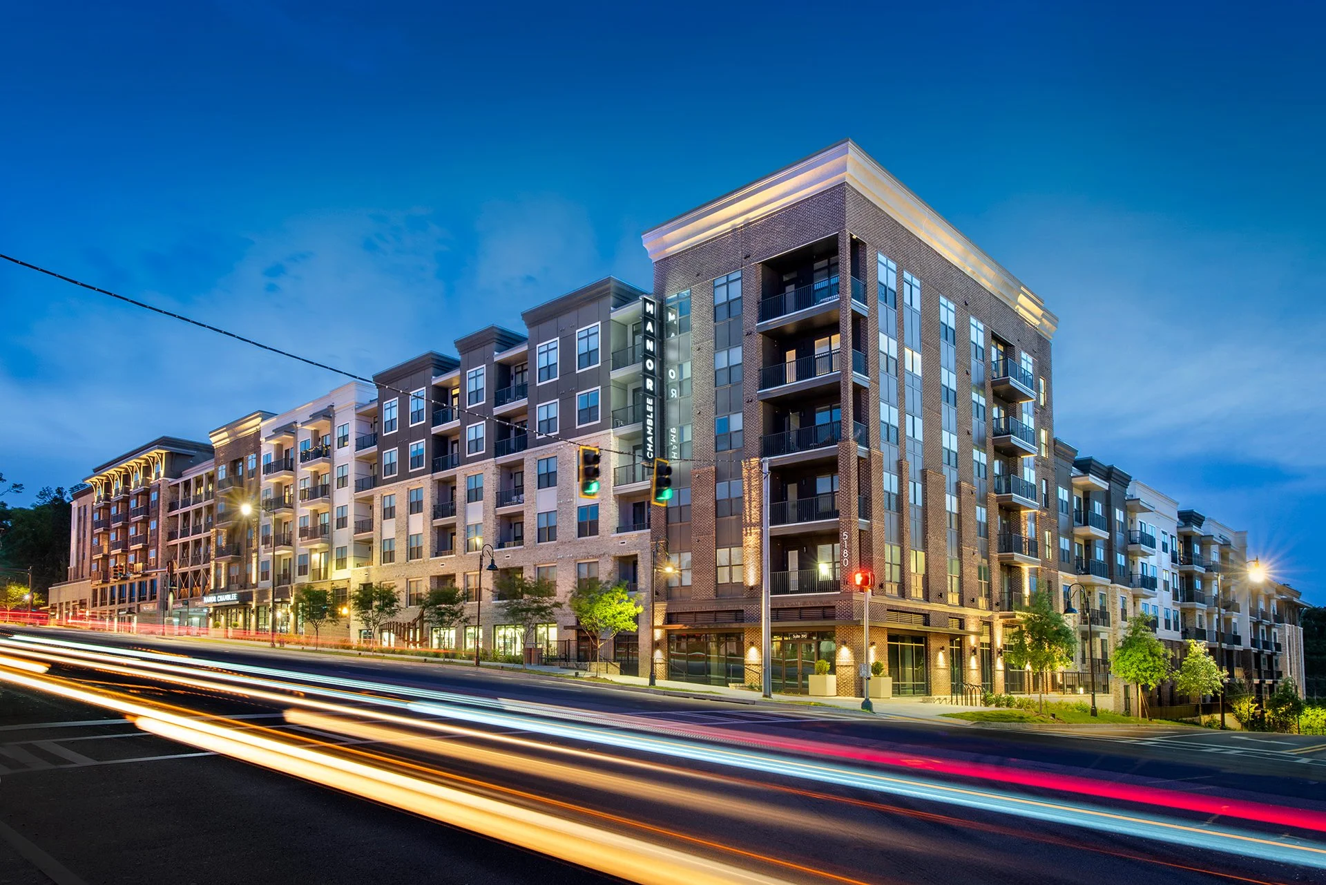 Manor Chamblee Apartments Bldg.jpg