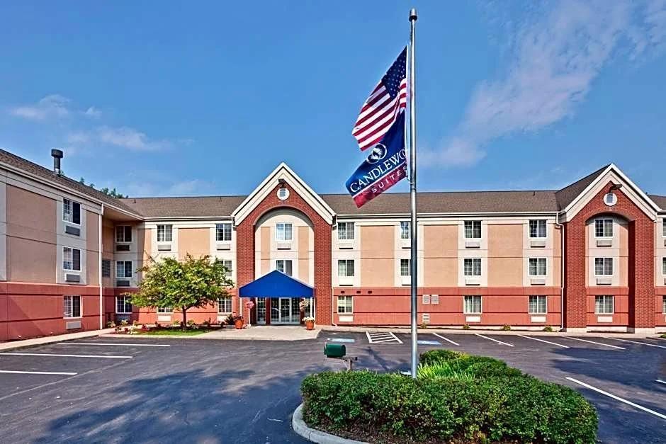 Candelwood Suites Syracuse.jpg