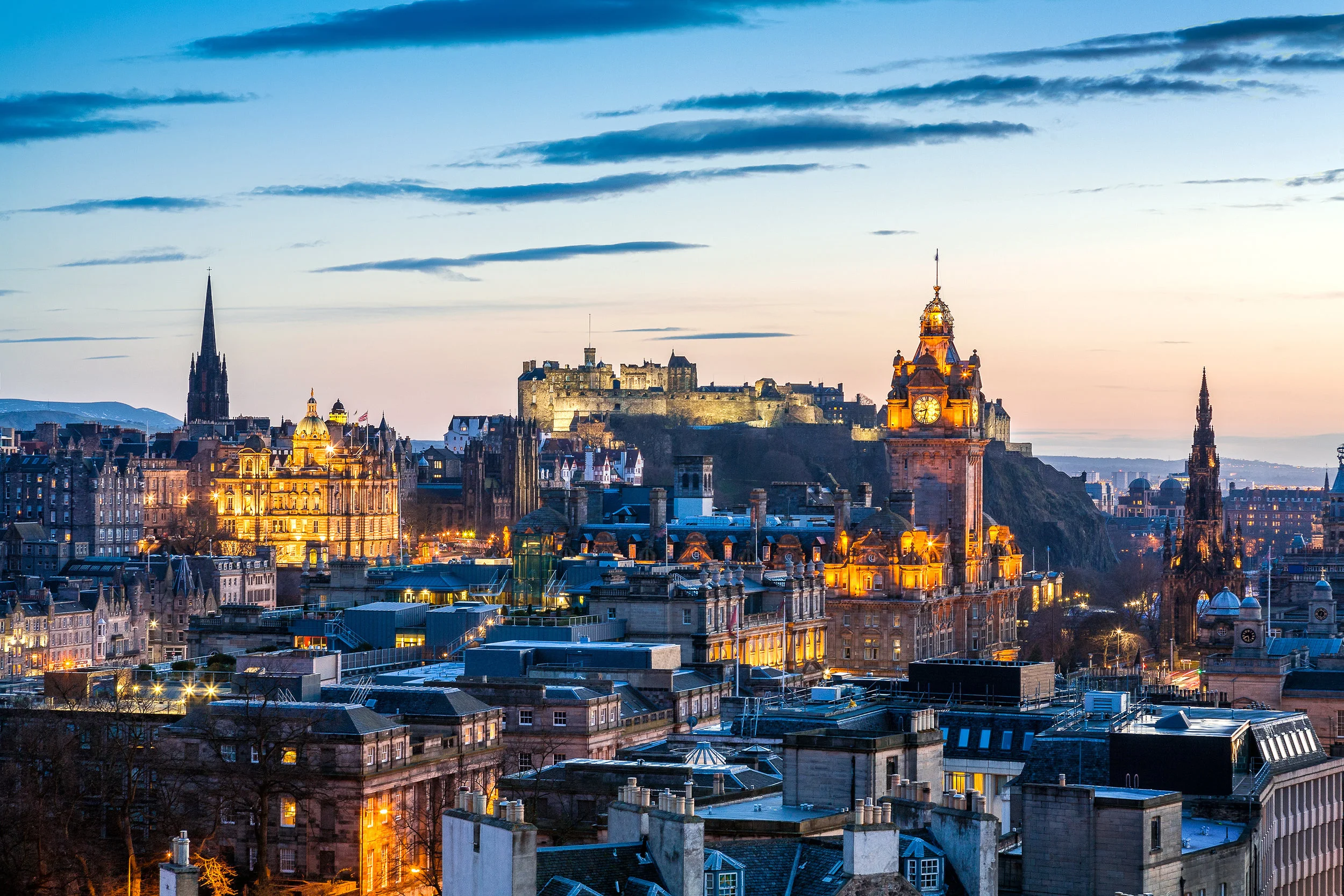S1 E22 - EDINBURGH: Whisky, Kilts & Castle Rock