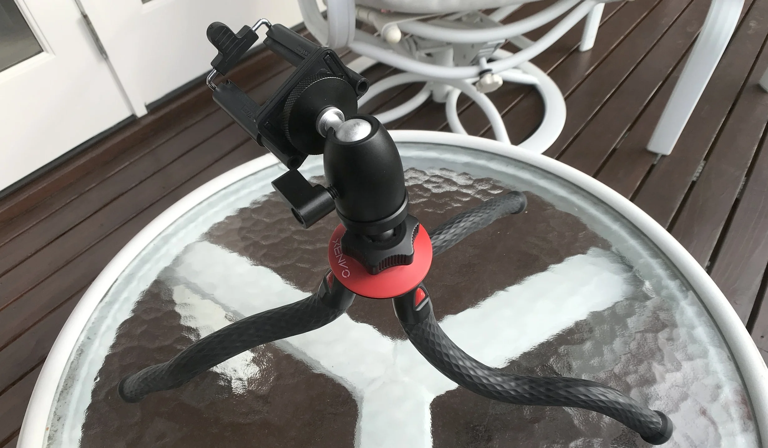 Hold it Right There! Xenvo SquidGrip Tripod Review