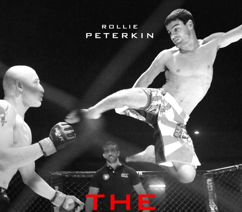 S2 E9 - Cagefighting in PERU with Rollie Peterkin