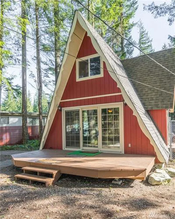 6351 Dardu Rd, Maple Falls, WA 98266