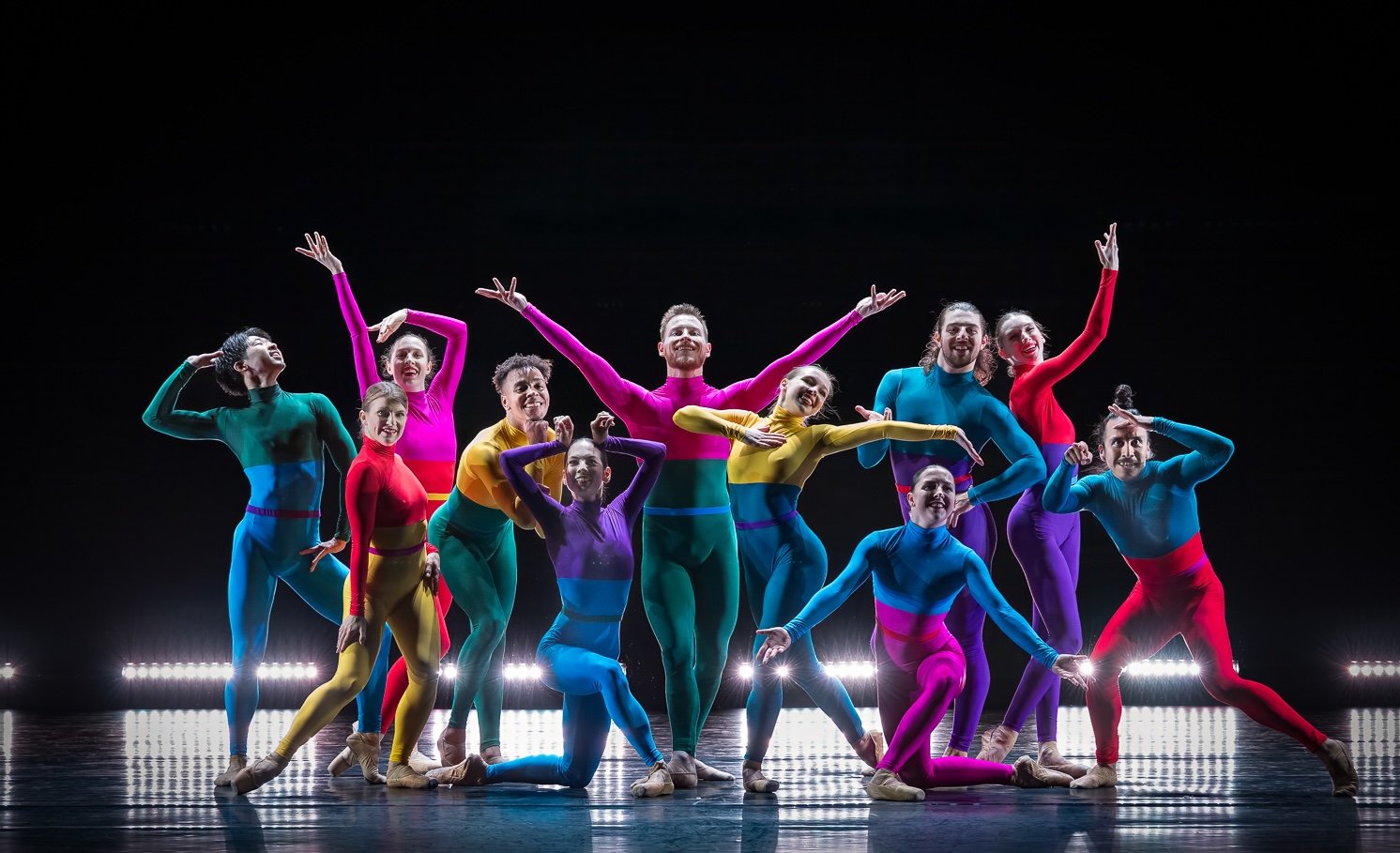 Photocr_RMCPhotoworks_Artists of Ballet Kelowna in Guillaume Côté's Le Carnaval des Animaux 01.jpg