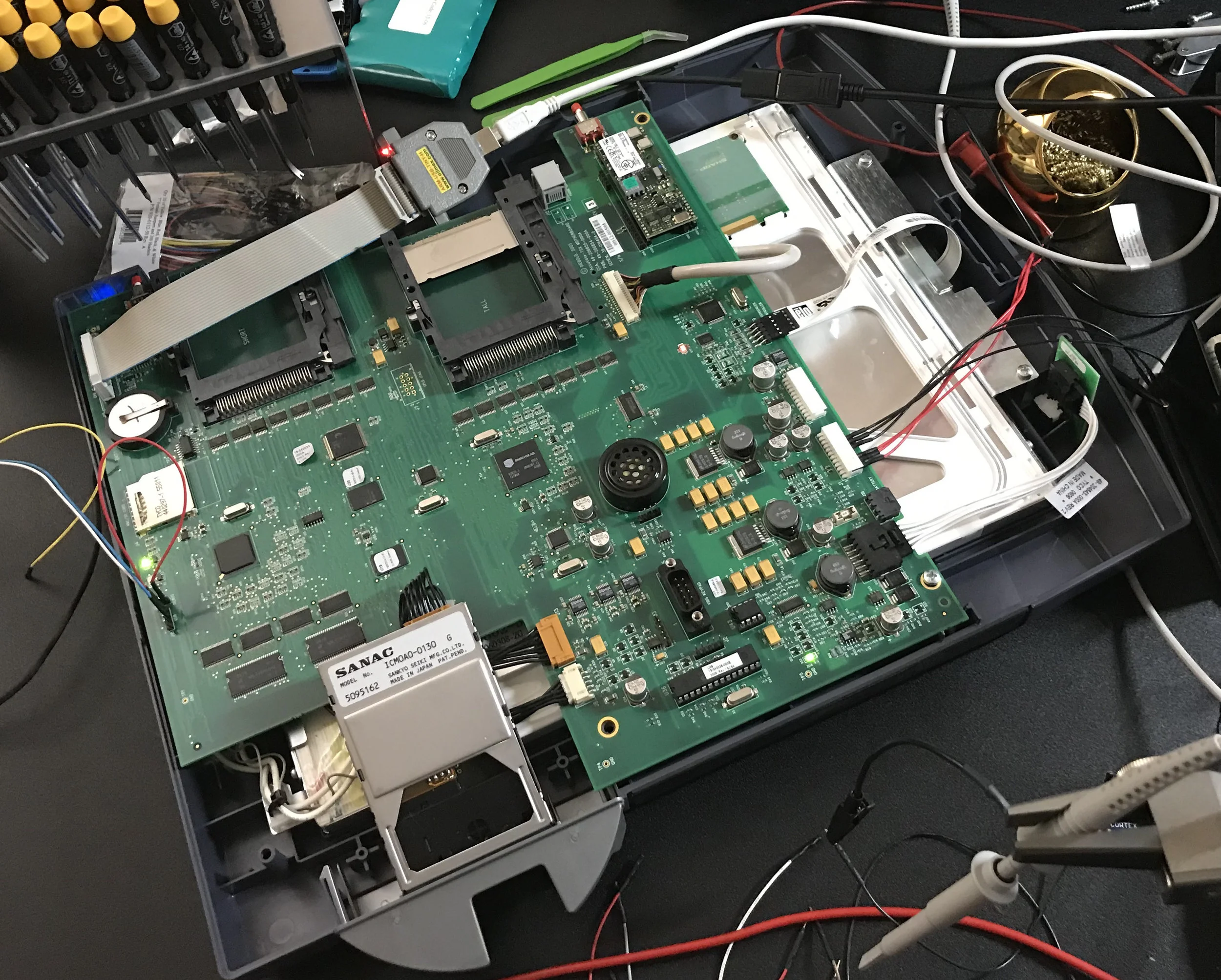 Figure 3: in which a JTAG probe is used to read and write the software image