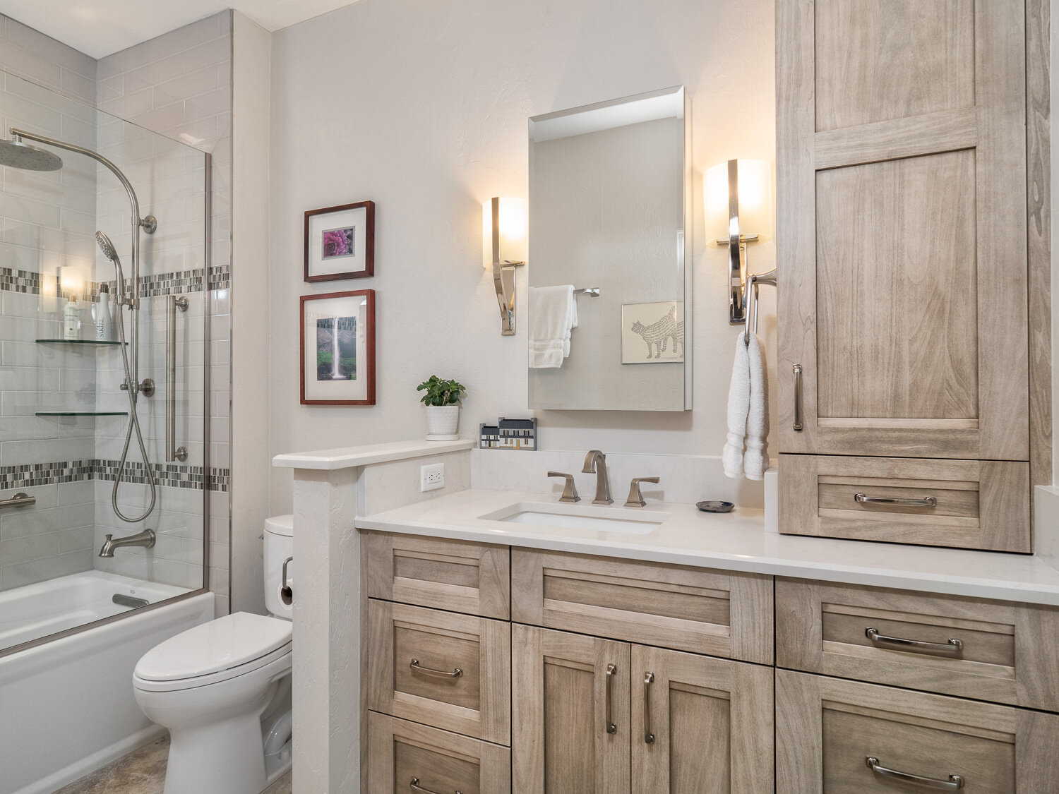 bathroom vanity cabinet storage