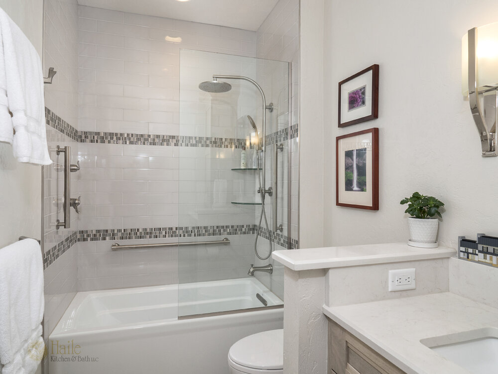 Positioning A Tub In Your Bath Design, Bathtub In Shower Room