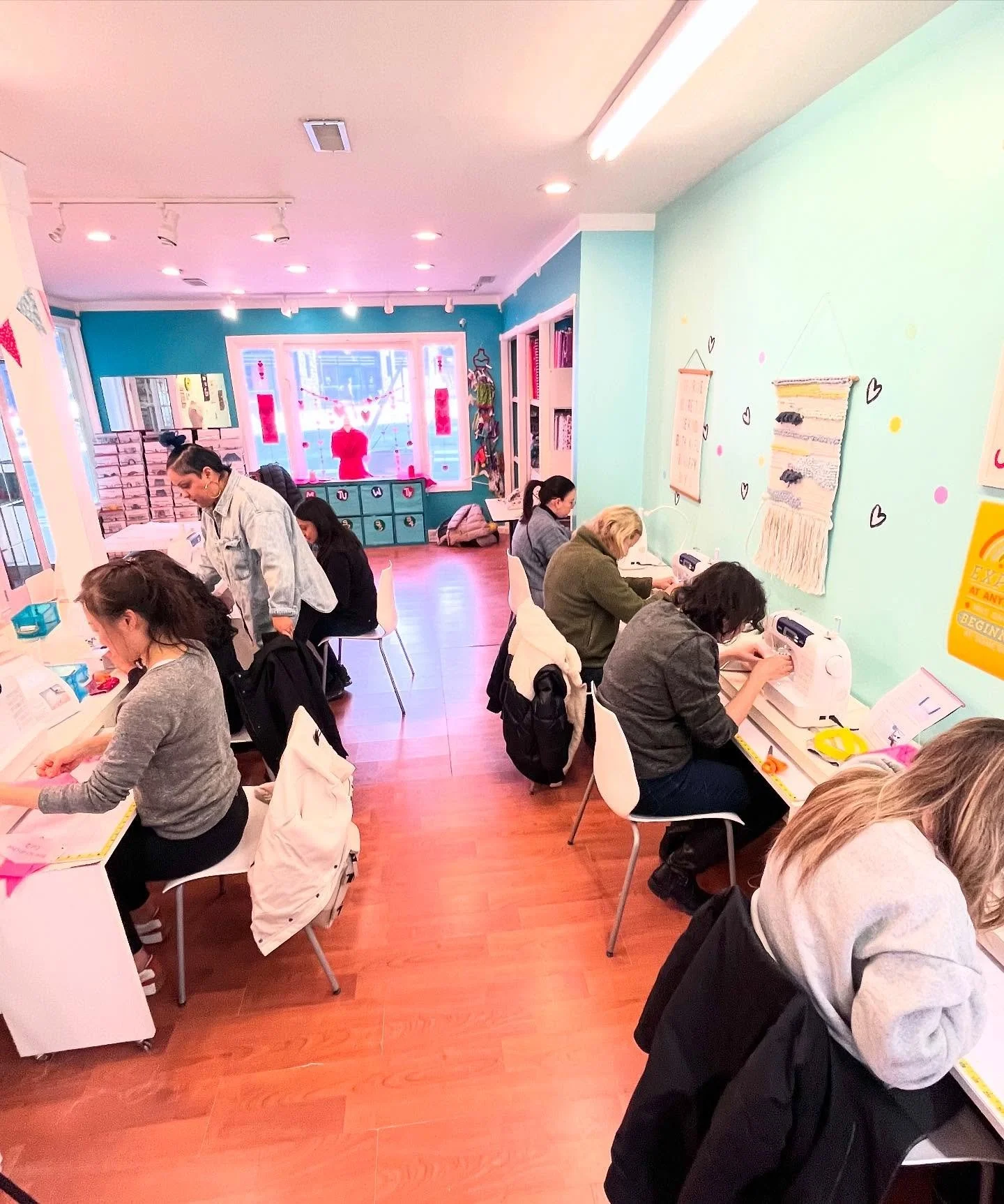 All are welcome at our studio! Yes, even grown ups 🤭 We finally caved and let the grown ups into our magical world of creativity with our weekly intro to sewing classes! We love to see the growth, the mending and the connections made during these lu