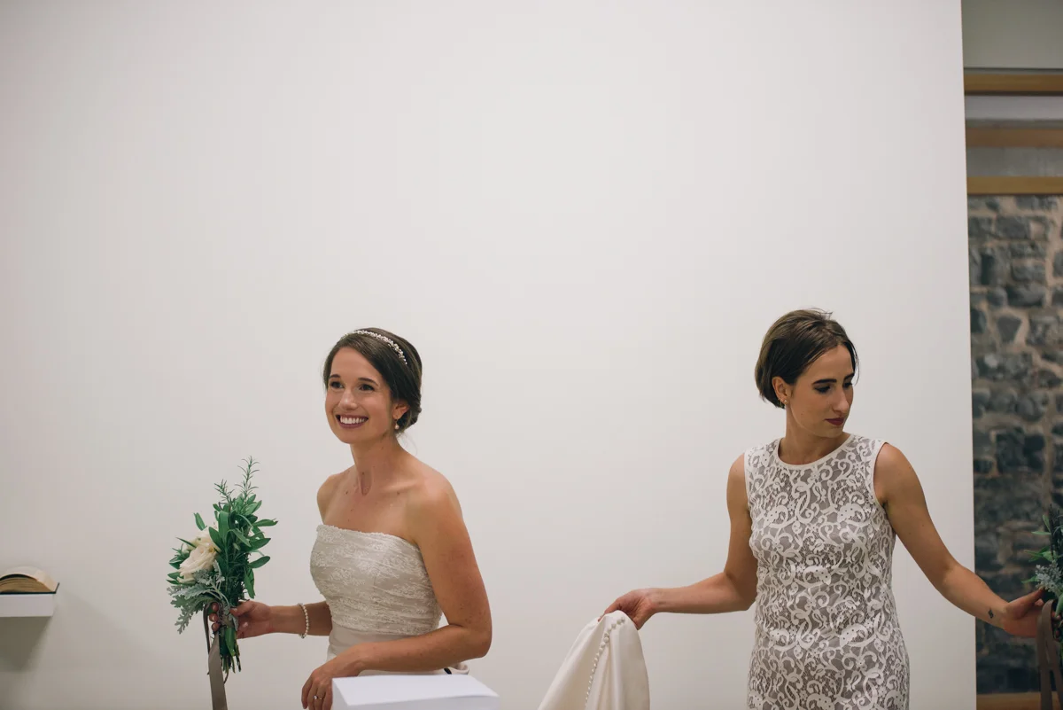 Tett Centre Wedding_Alabaster Jar (2 of 18).jpg