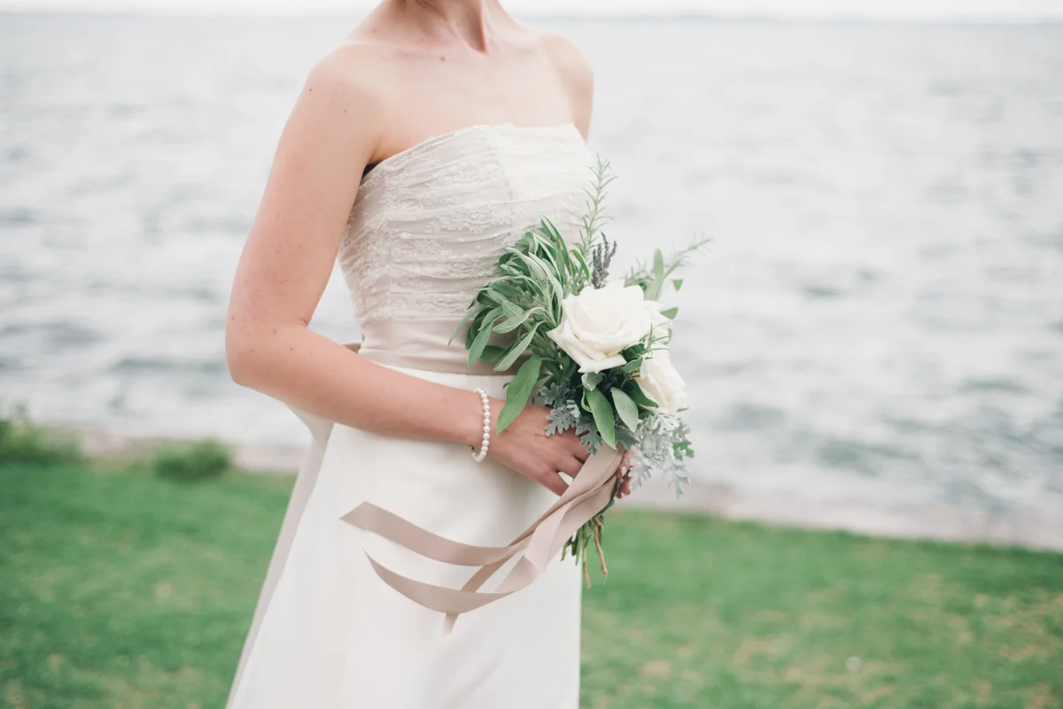 Tett Centre Wedding_Alabaster Jar (14 of 18).jpg