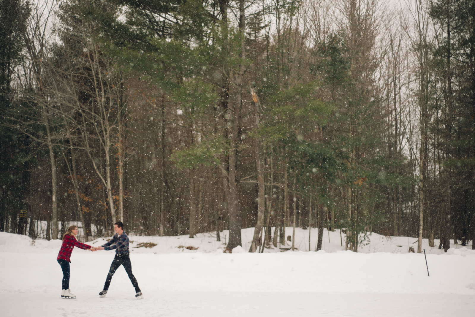 Winter Skating Engagement (6 of 30).jpg