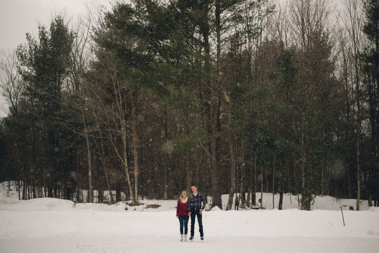 Winter Skating Engagement (7 of 30).jpg