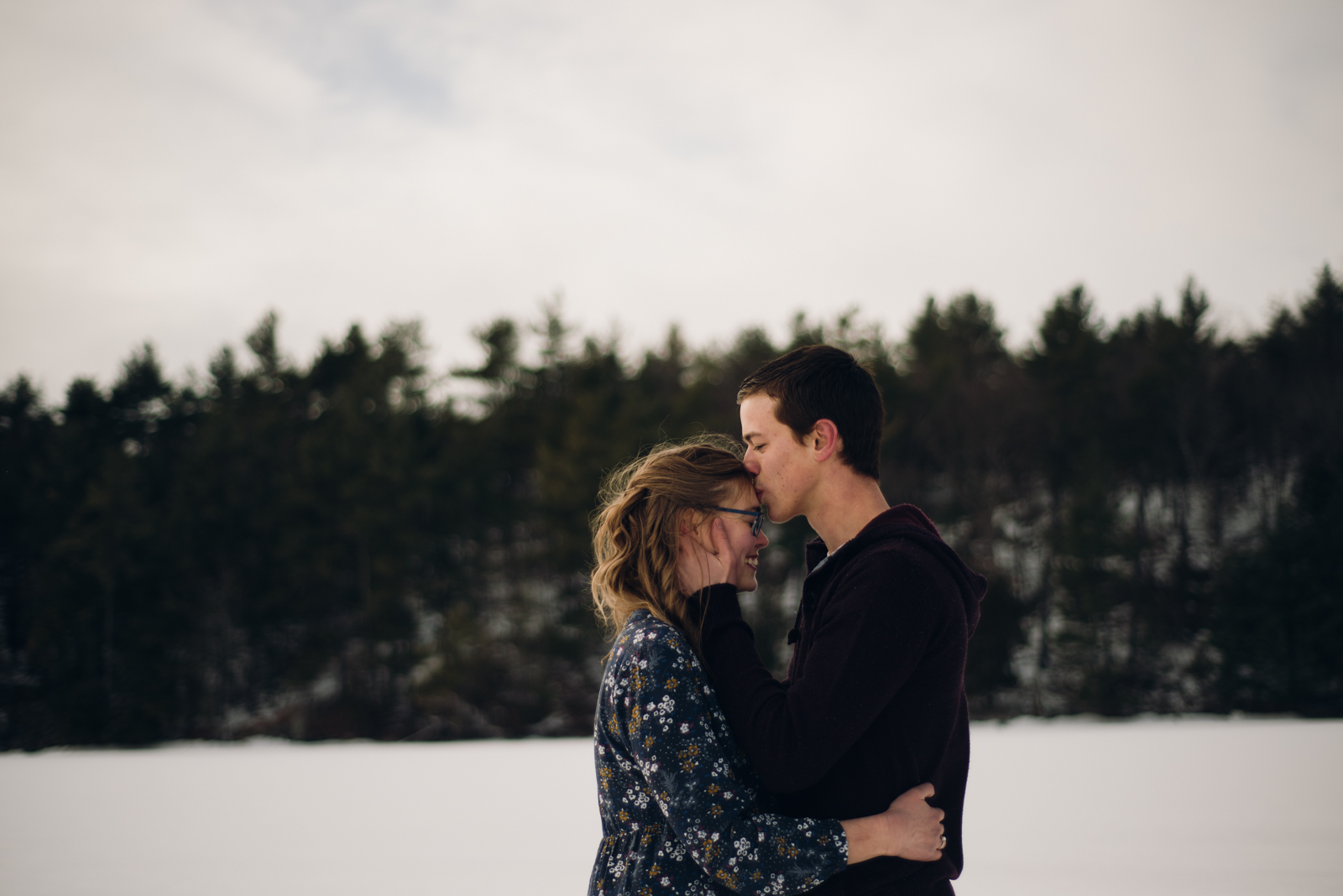 Winter Skating Engagement (19 of 30).jpg