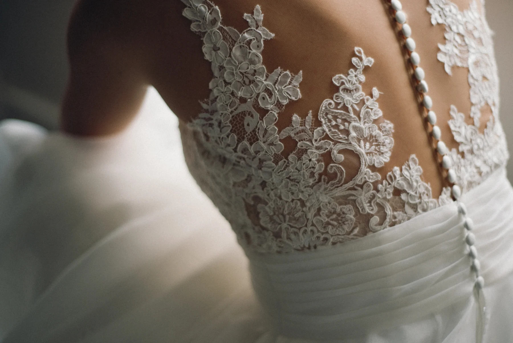 Zibi Wedding_Gatineau (11 of 13).jpg
