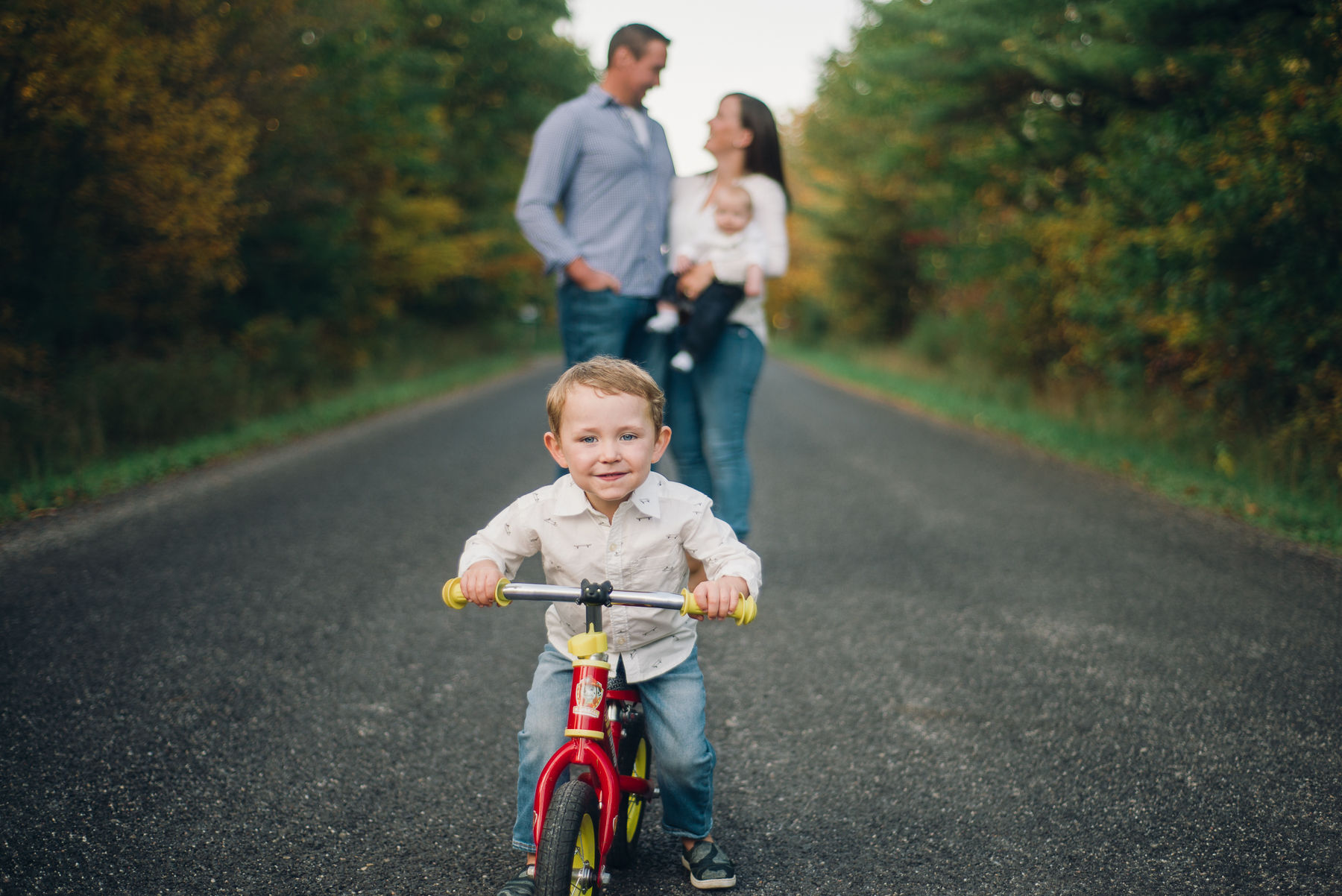 Harrowsmith Backyard Family Session (1 of 17).jpg