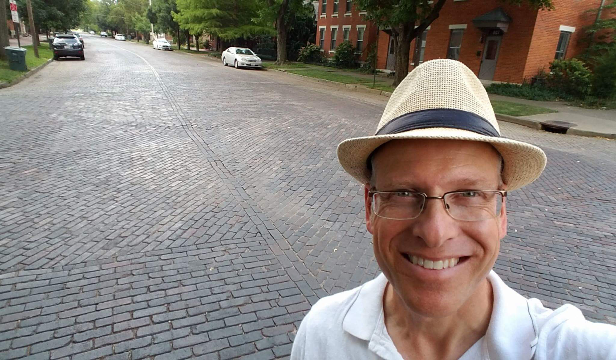 Site author Robin Williams in front of one of the several impressively preserved brick intersections in the German Village neighbourhood of Columbus, Ohio, a city that boasts more preserved streets than any other city in the country (with the possible exception of St. Petersburg, Florida).