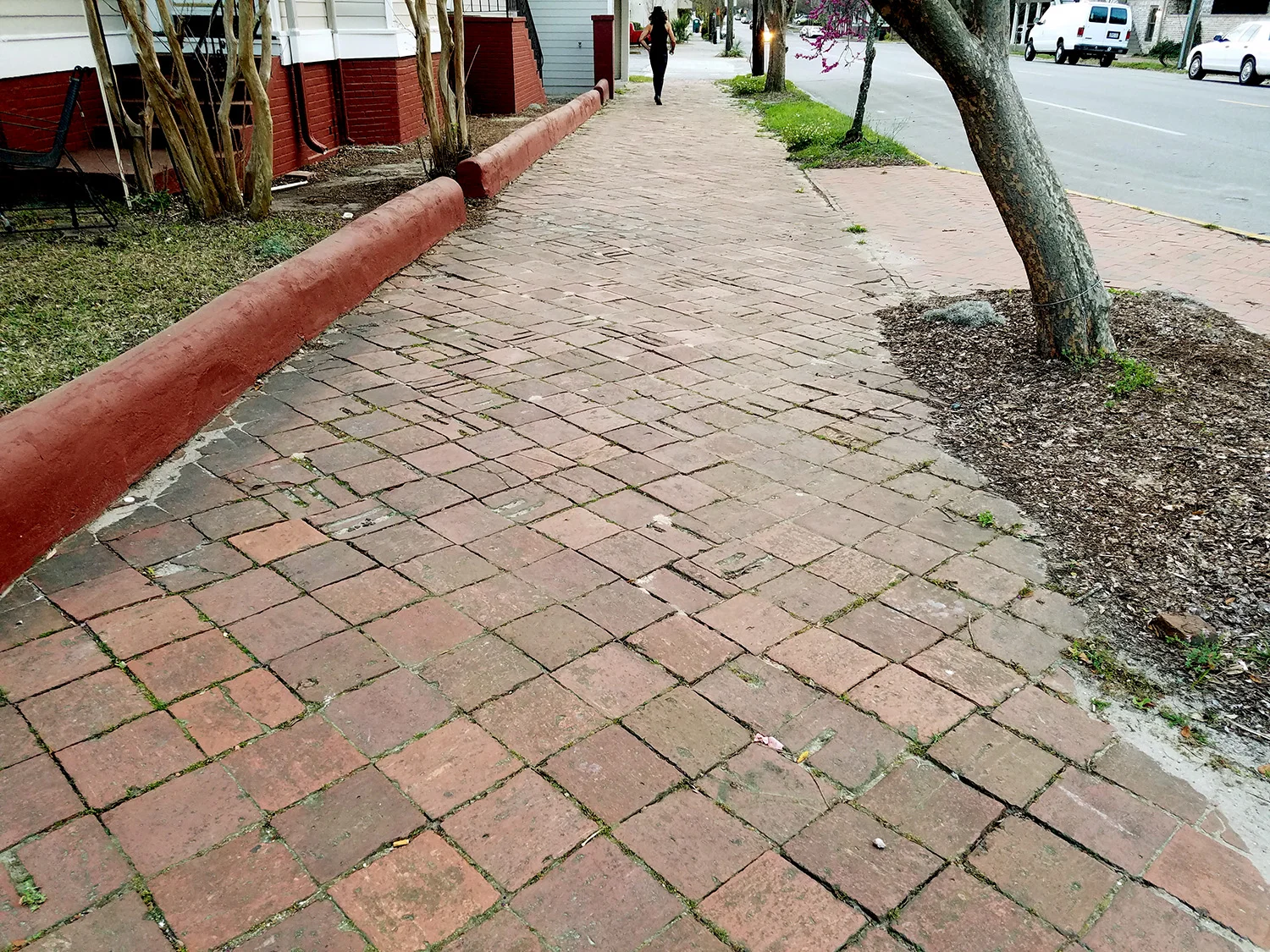 Square Brick, 202 East Gwinnett St., Savannah