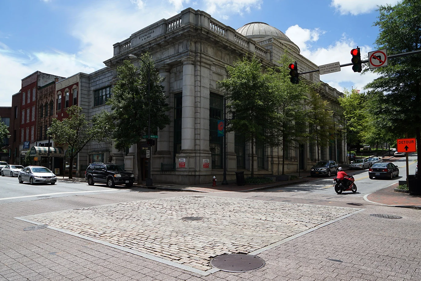 Ninth Street at Main St., 2016
